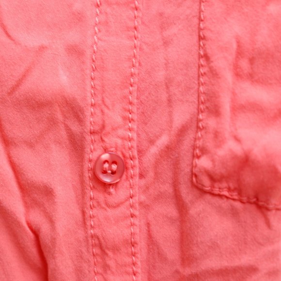 Sleeveless Tie Front Button up - Picture 5 of 6